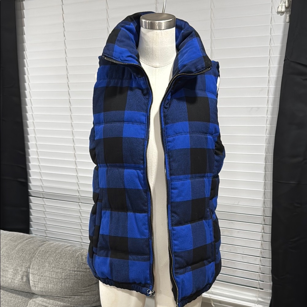 ON Checkered Puffer Vest Blue Black MEDIUM - Picture 1 of 13